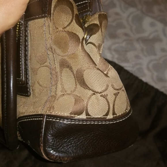 COACH Handbag - Picture 2 of 5